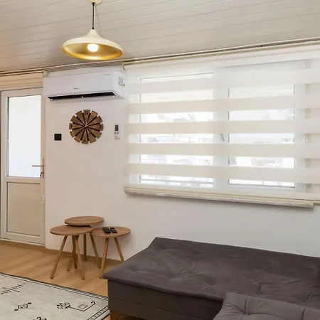 Central Flat With Balcony And Terrace In Muratpasa Apartment Antalya